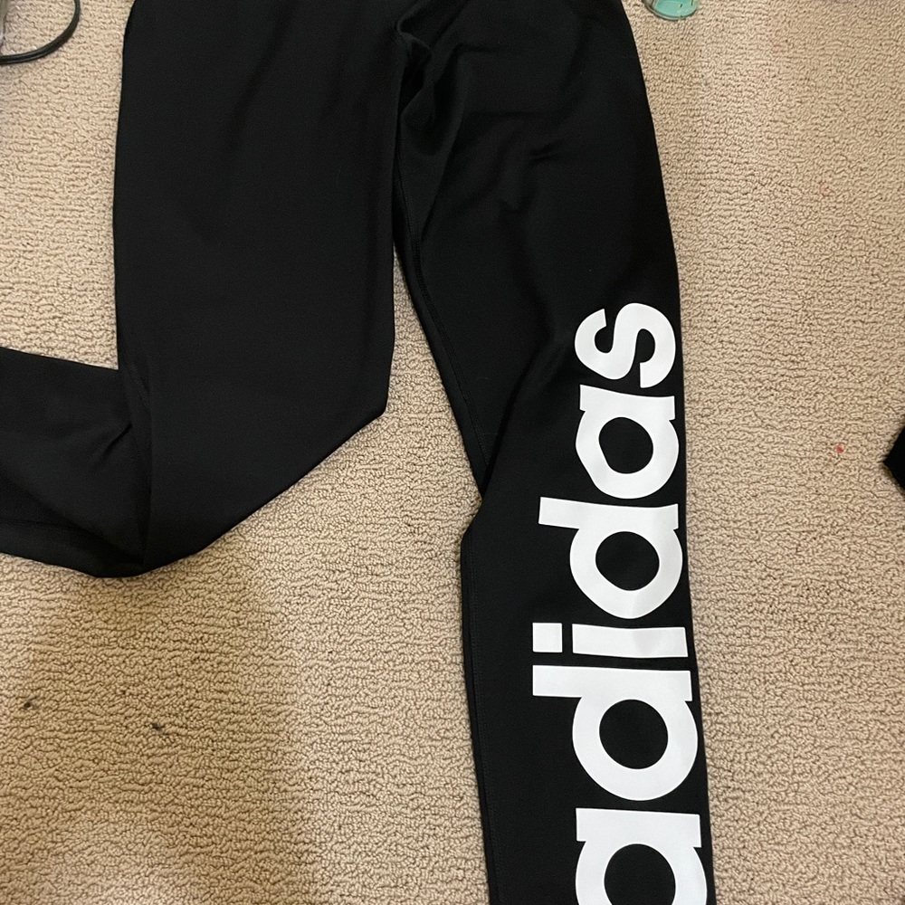 adidas leggings size medium